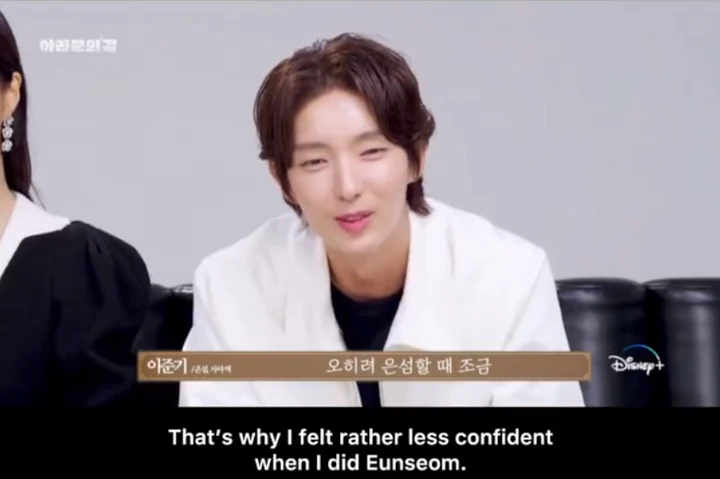 Staf Bikin Lee Joon Gi Agak Gak Percaya Diri di Lokasi \'Arthdal Chronicles 2\'