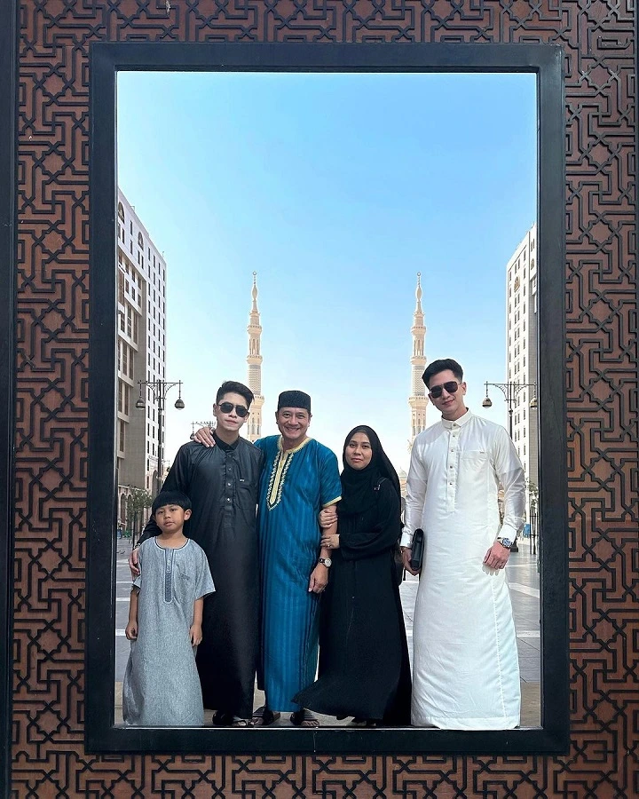 Bersama Keluarga