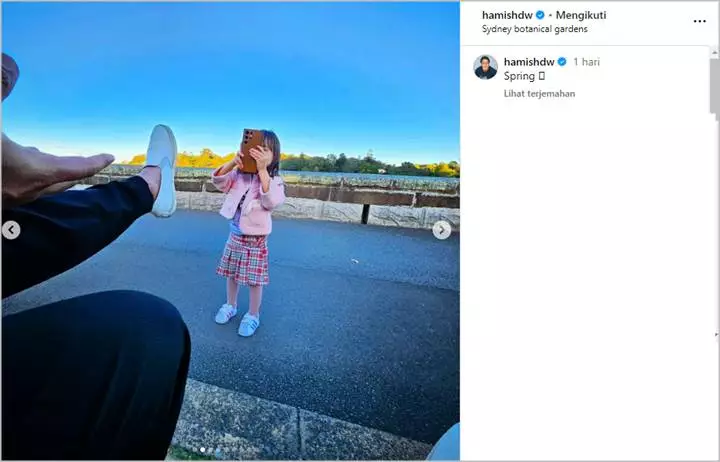 Zalina Jadi Fotografer Raisa-Hamish Daud Kala Liburan, Paras Cantik Ngintip di balik Ponsel