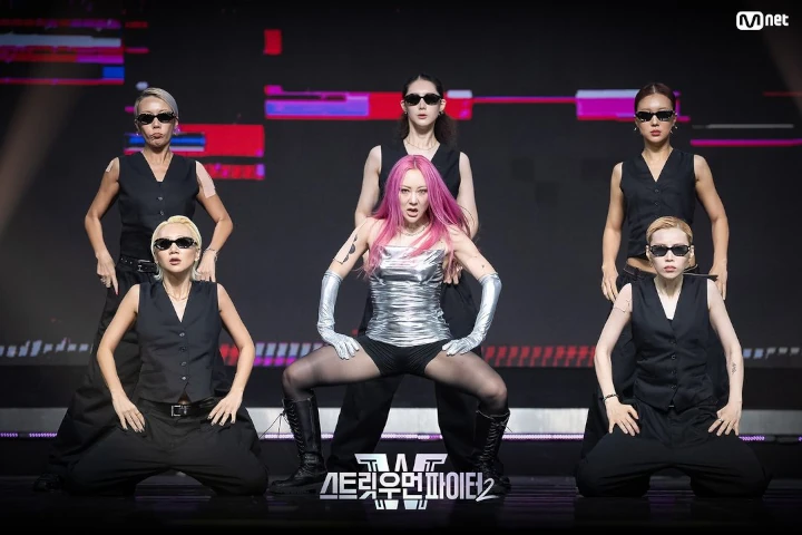 Misi Koreografi Hwasa di \'Street Woman Fighter 2\' Dikritik Jurnalis Korea