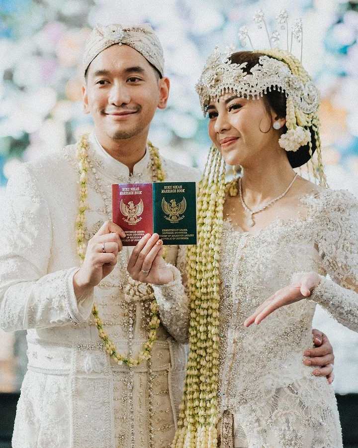 Adinda Thomas Lepas Masa Lajang