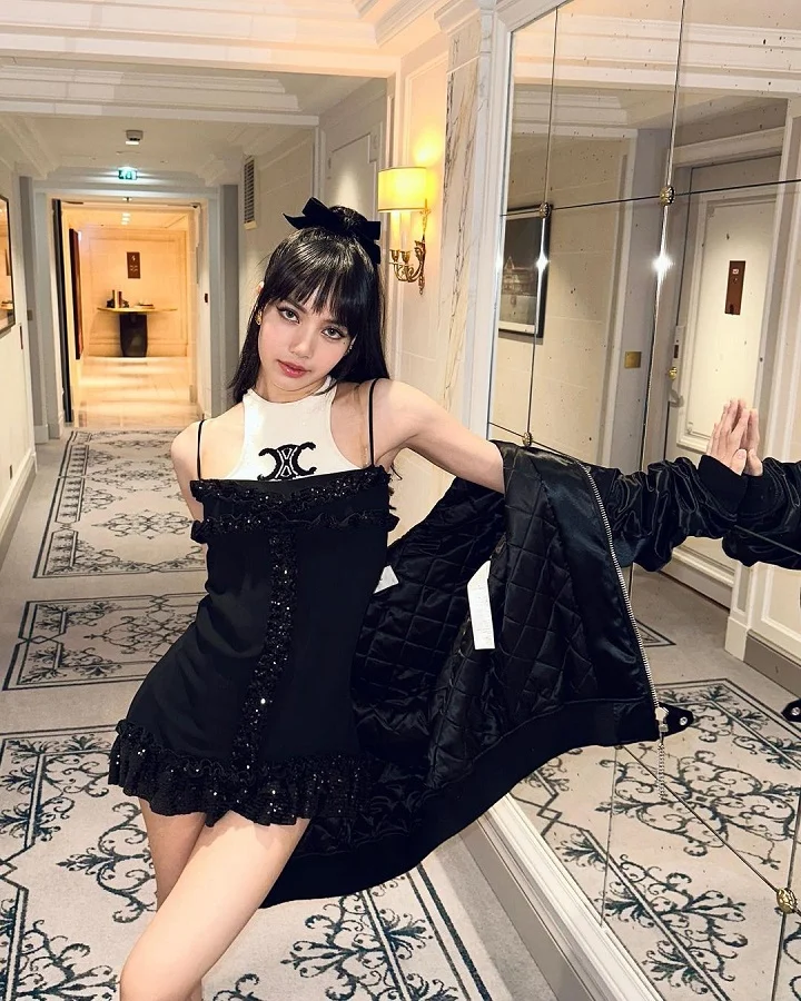 Lisa BLACKPINK