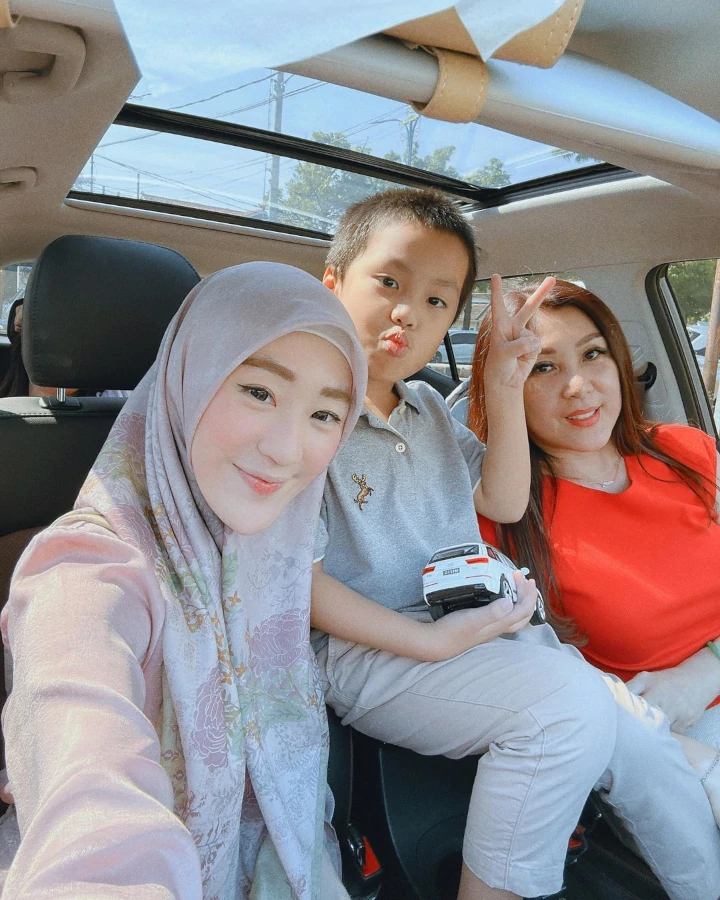Tiga Generasi Berkumpul
