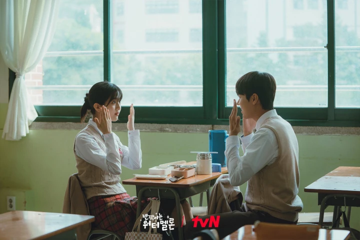 Akting Shin Eun Soo Dianggap Paling Menonjol Dari Semua Aktor \'Twinkling Watermelon\'