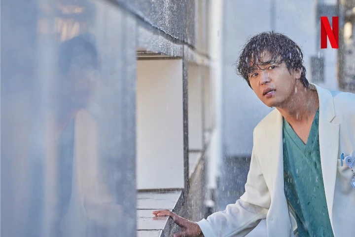 \'Daily Dose of Sunshine\' Review: Park Bo Young Jadi Perawat di Bangsal Psikiatri, Banyak Momen Relate!