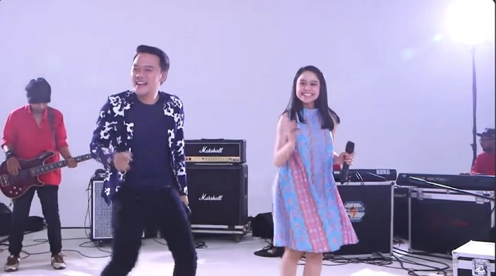 Bak Adik Sendiri