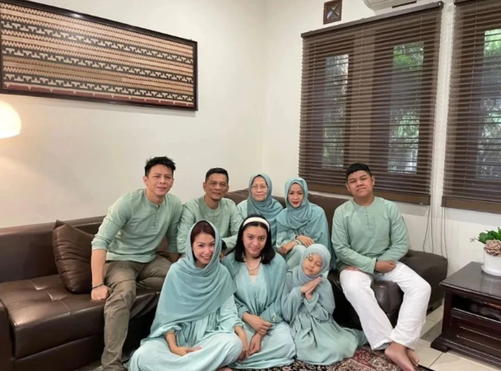 Kompakan Outfit Saat Lebaran