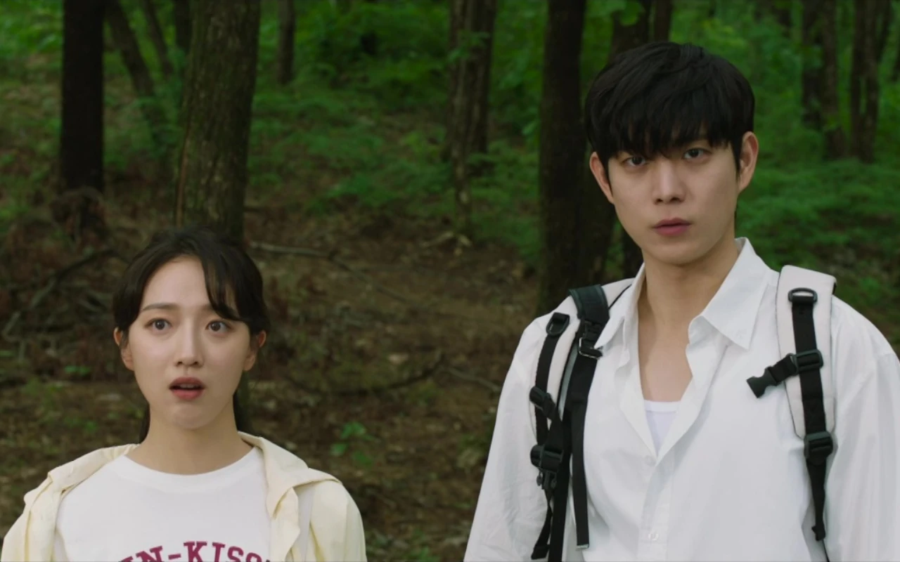 'Moon in the Day' Episode 11 & 12 Recap: Pyo Ye Jin Kuak Alasan di Balik Pembunuhan Kim Young Dae