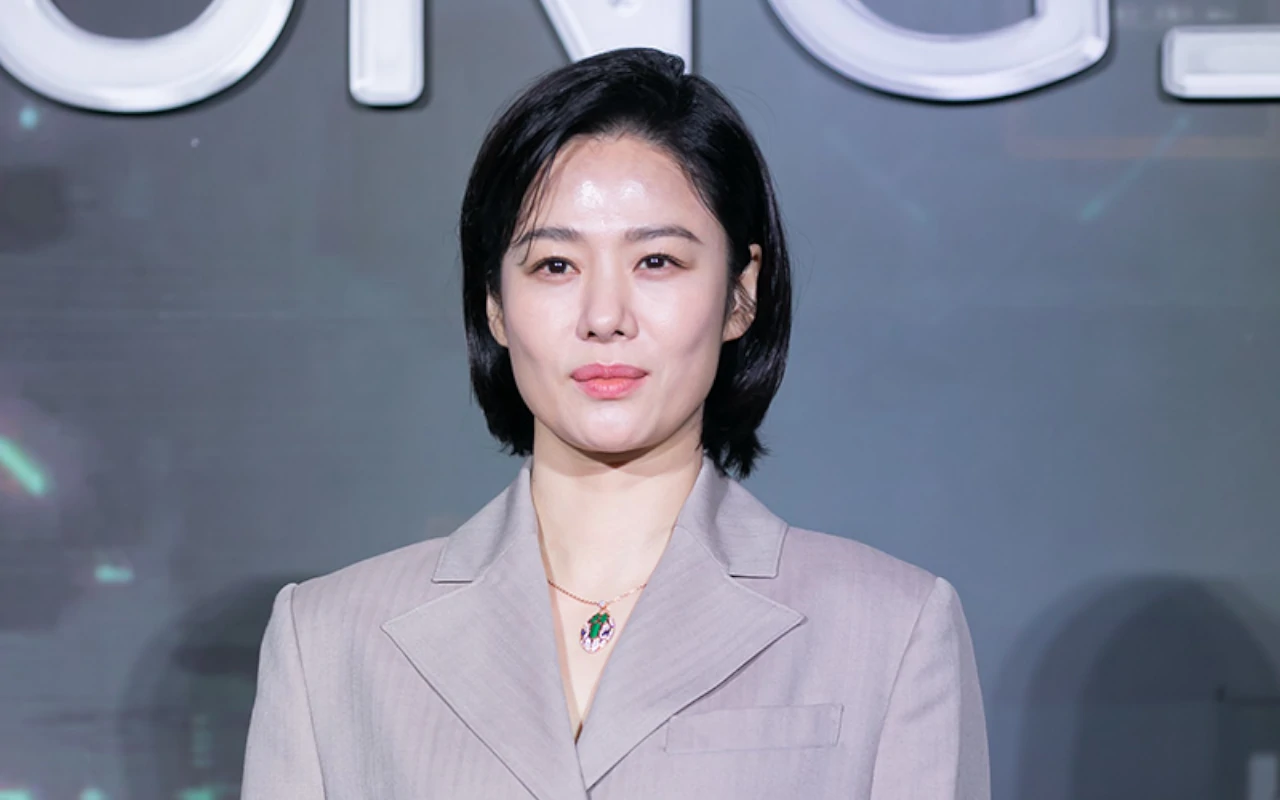 Teaser 'The Bequeathed' Tampilkan Misteri Kuburan Keluarga Kim Hyun Joo