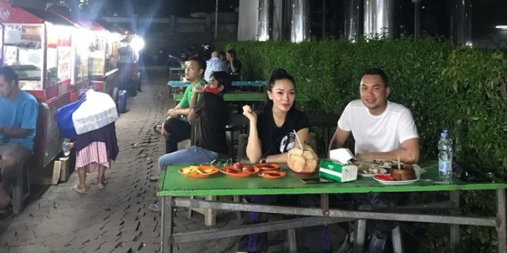 Zaskia Gotik dan Sirajuddin Mahmud Sabang