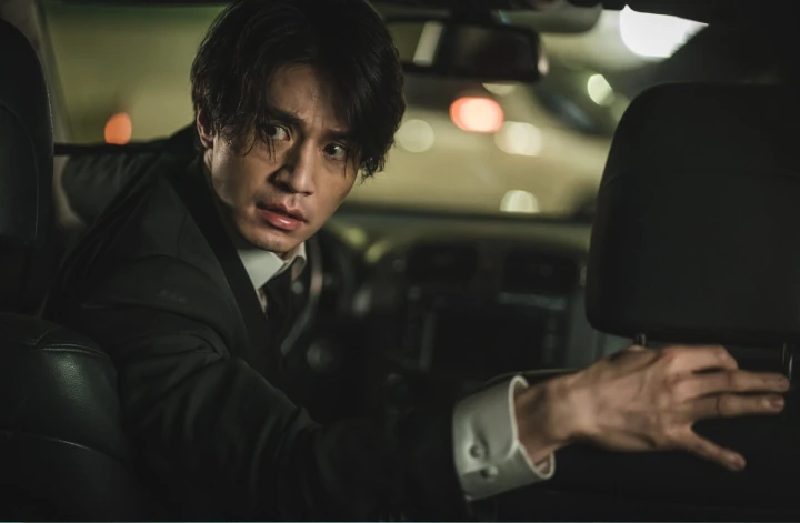 Lee Dong Wook Beberkan Perbedaan Adegan Aksi di \'A Shop for Killers\' dengan Proyek Sebelumnya