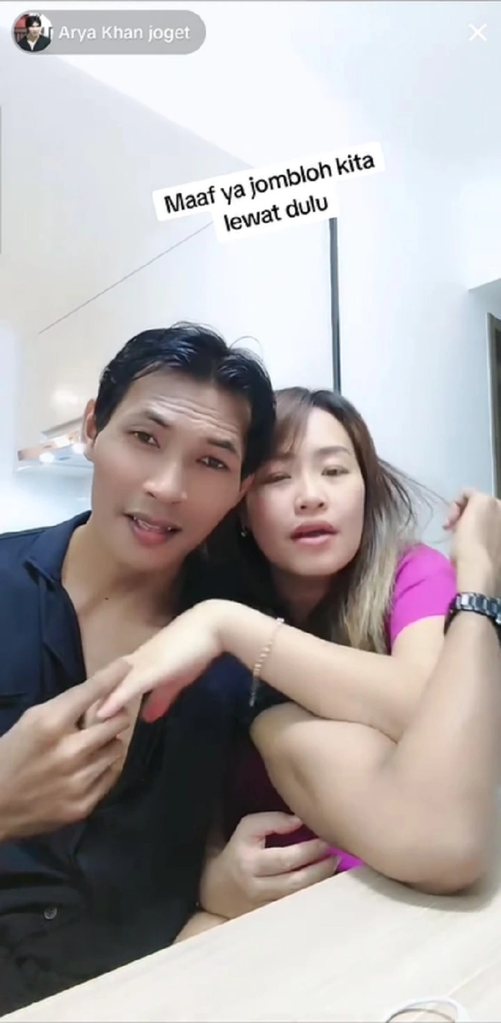 Bak Dunia Milik Berdua