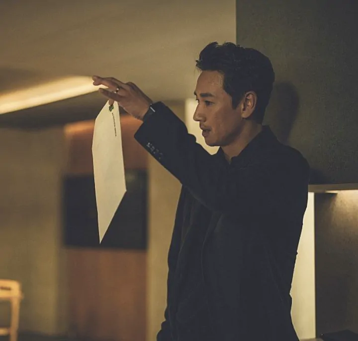 Hit Film 'Parasite'