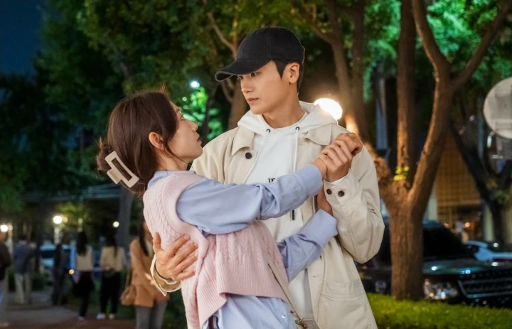 Pencapaian Rating Drama Park Shin Hye & Park Hyung Sik \'Doctor Slump\' Jadi Perbincangan