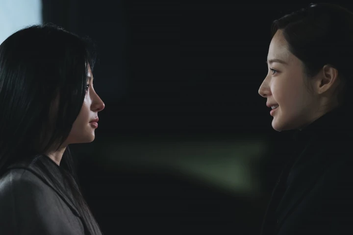 Akting Song Ha Yoon vs Park Min Young di \'Marry My Husband\' Jadi Perbincangan