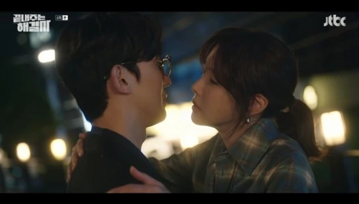\'Queen Of Divorce\' Episode 5 & 6 Recap: Lee Ji Ah & Lee Yi Kyung Ciuman di Depan Mantan