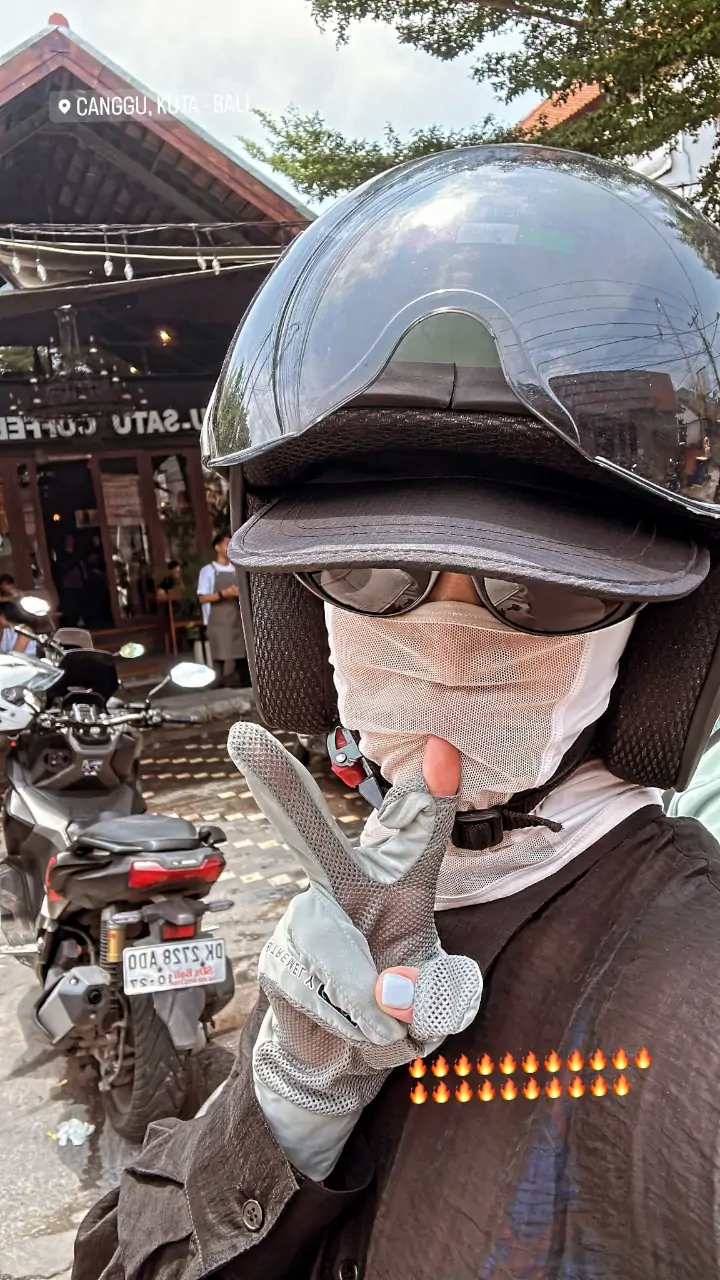 Hyoyeon SNSD Dijuluki \'Arek Ngalam\' saat Pamer Style Motoran di Bali