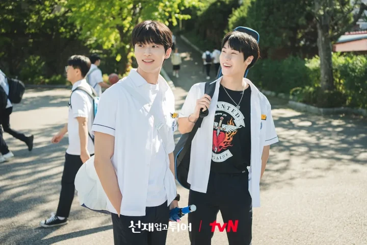 Lee Seung Hyub Sahabat Byeon Woo Seok di \'Lovely Runner\' Buat Syok Aslinya Anak Band