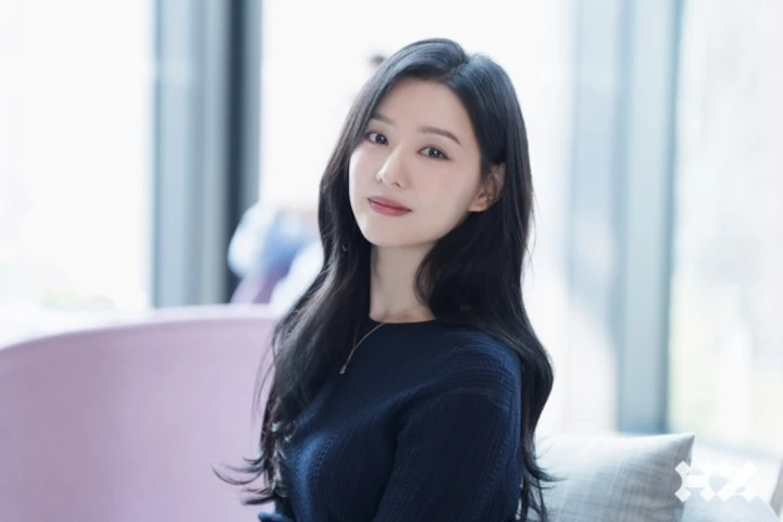 Kim Ji Won Dikirimi Banyak Pesan Ancaman Efek Bintangi \'Queen of Tears\'