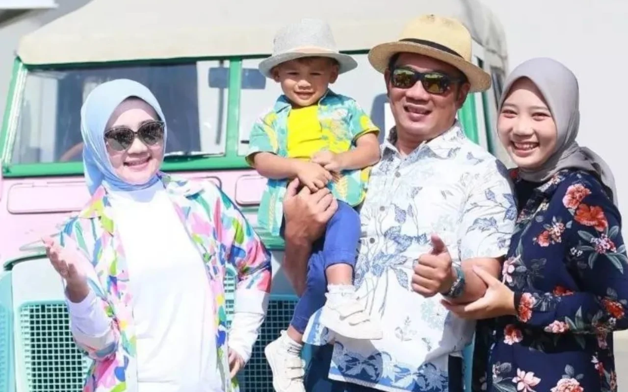Postingan Terbaru Istri Ridwan Kamil Picu Pro Kontra kala Zara Ngilang dari Sosmed