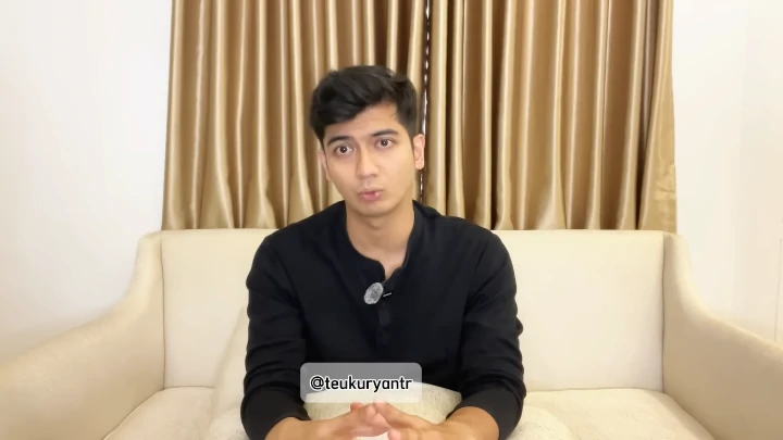 Photo-YouTube