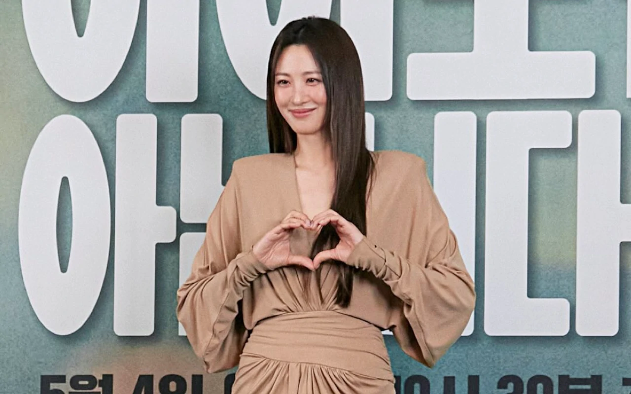 Cara Bikin Tubuh Claudia Kim Gemuk Akhirnya Dikuak Tim 'The Atypical Family'