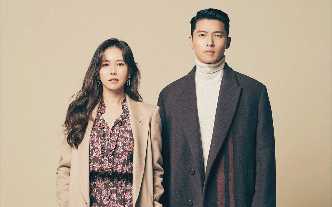 Son Ye Jin Tampil Bak ABG kala Diduga Kencan Bareng Hyun Bin