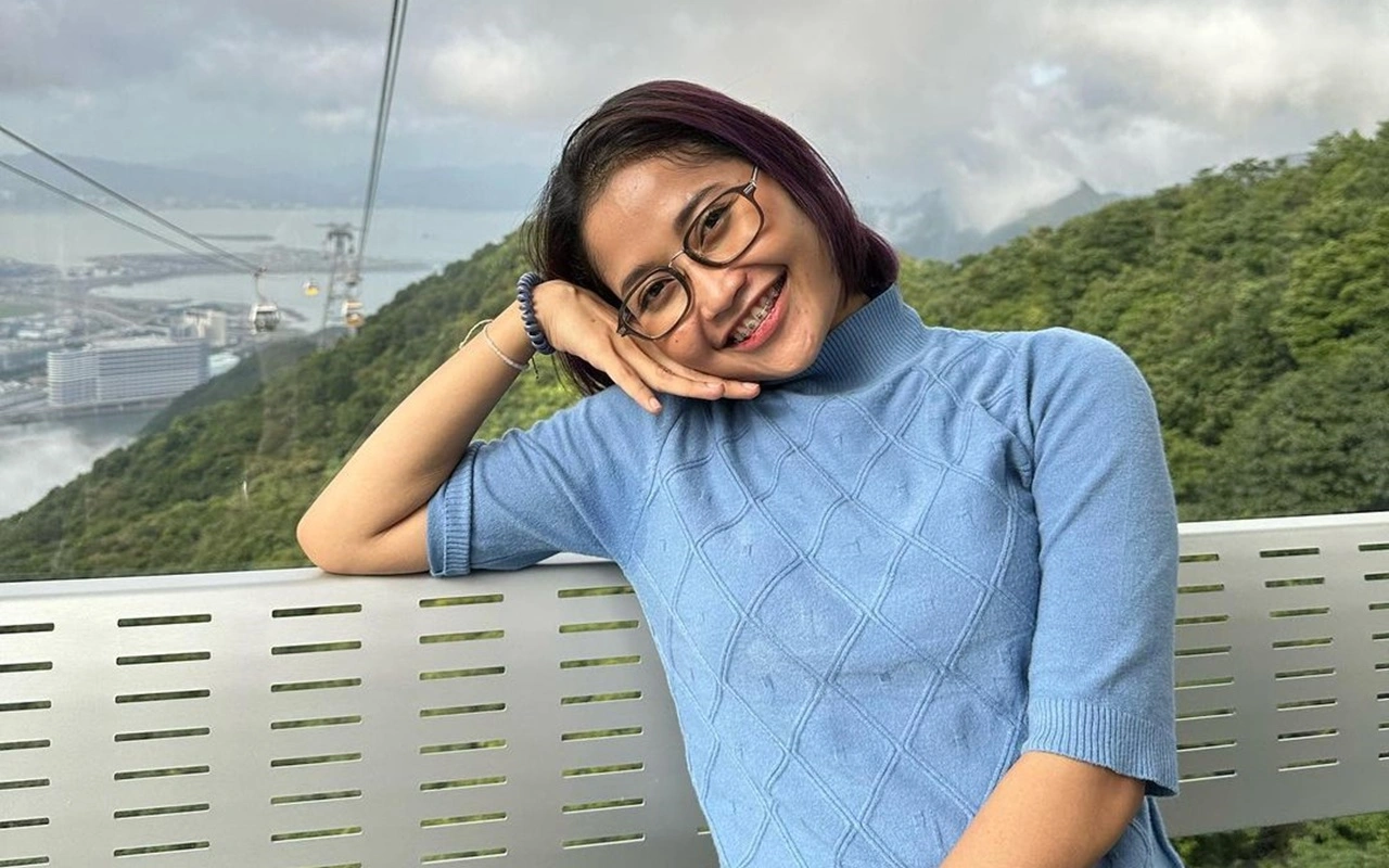Riyuka Bunga Nyesek Umumkan Pisah usai Sebar Chat WA Suami Selingkuh dengan Wanita Lain