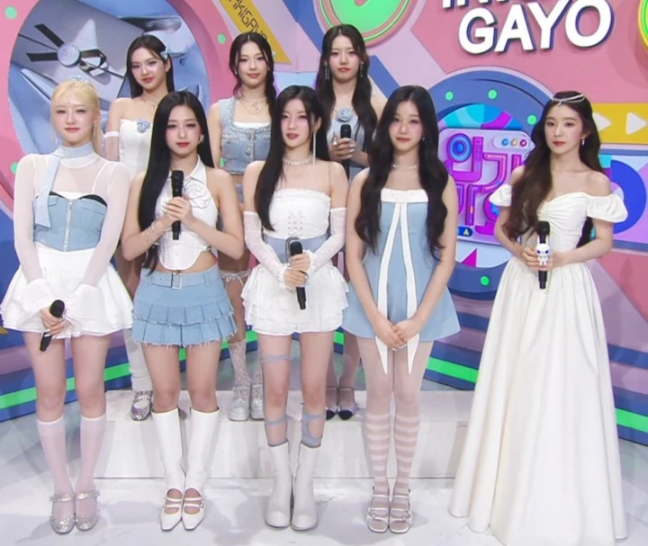 Visual Irene Red Velvet saat Satu Frame Bareng BABYMONSTER Jadi Perbincangan Visual Irene Red Velvet saat Satu Frame Bareng BABYMONSTER Jadi Perbincangan