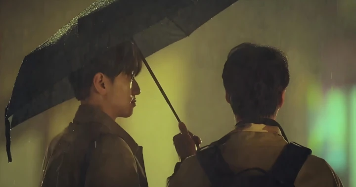 Adegan Mesra Nam Yoon Su dengan Sesama Cowok di Drama LGBT Tuai Pro Kontra