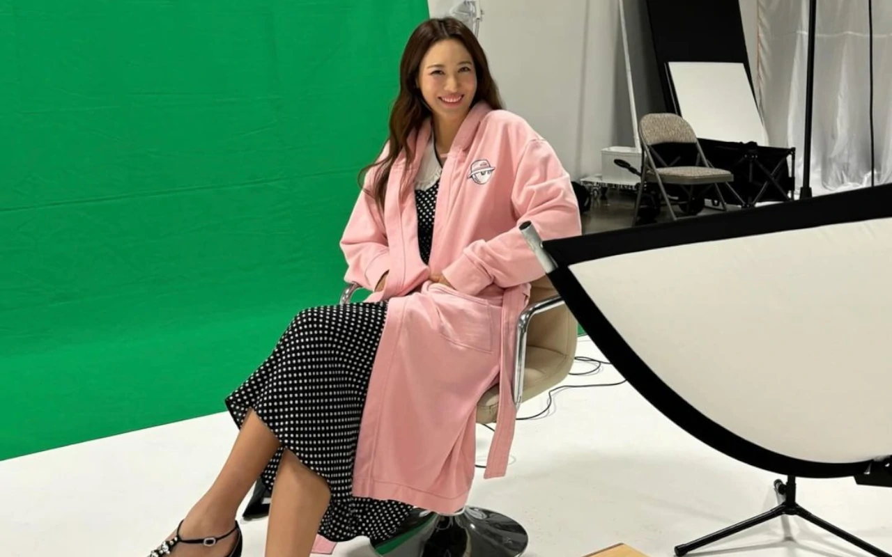 Agensi Bongkar Claudia Kim Resmi Cerai dari Suami CEO usai 5 Tahun Menikah
