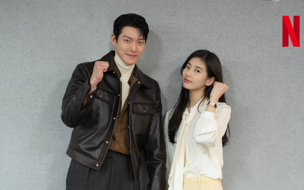 Momen Kim Woo Bin Beri Hadiah Bunga ke Suzy saat Ulang Tahun Viral