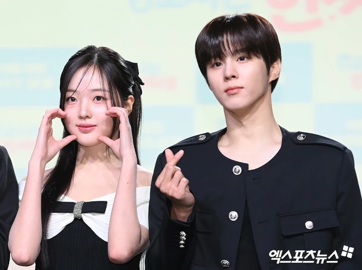 Kang Na Eon Puji Ketampanan Kim Woo Seok sebelum Akhirnya Pacaran