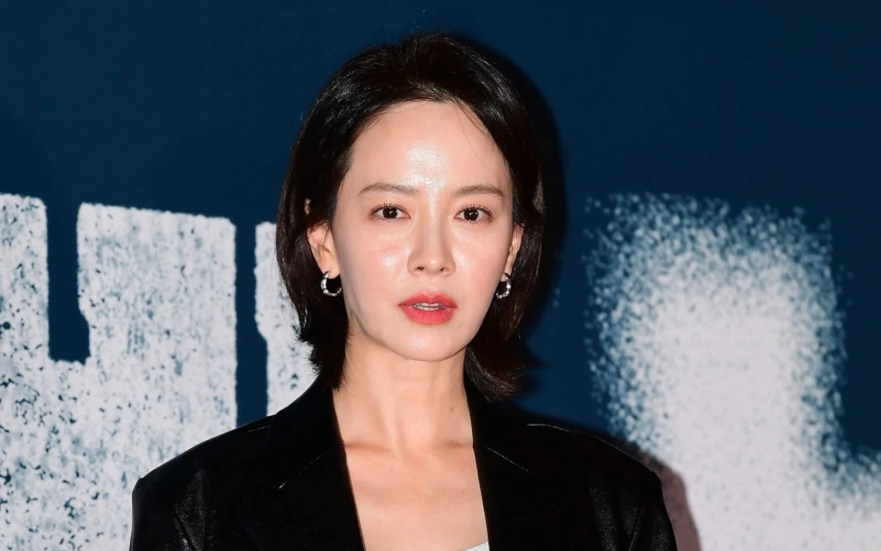 Song Ji Hyo Akui Jadi Nomor 2 Tercantik di Sekolah