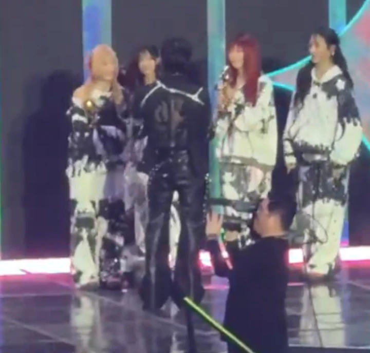 Taemin SHINee Keciduk Beri Dukungan ke NewJeans di KGMA 2024