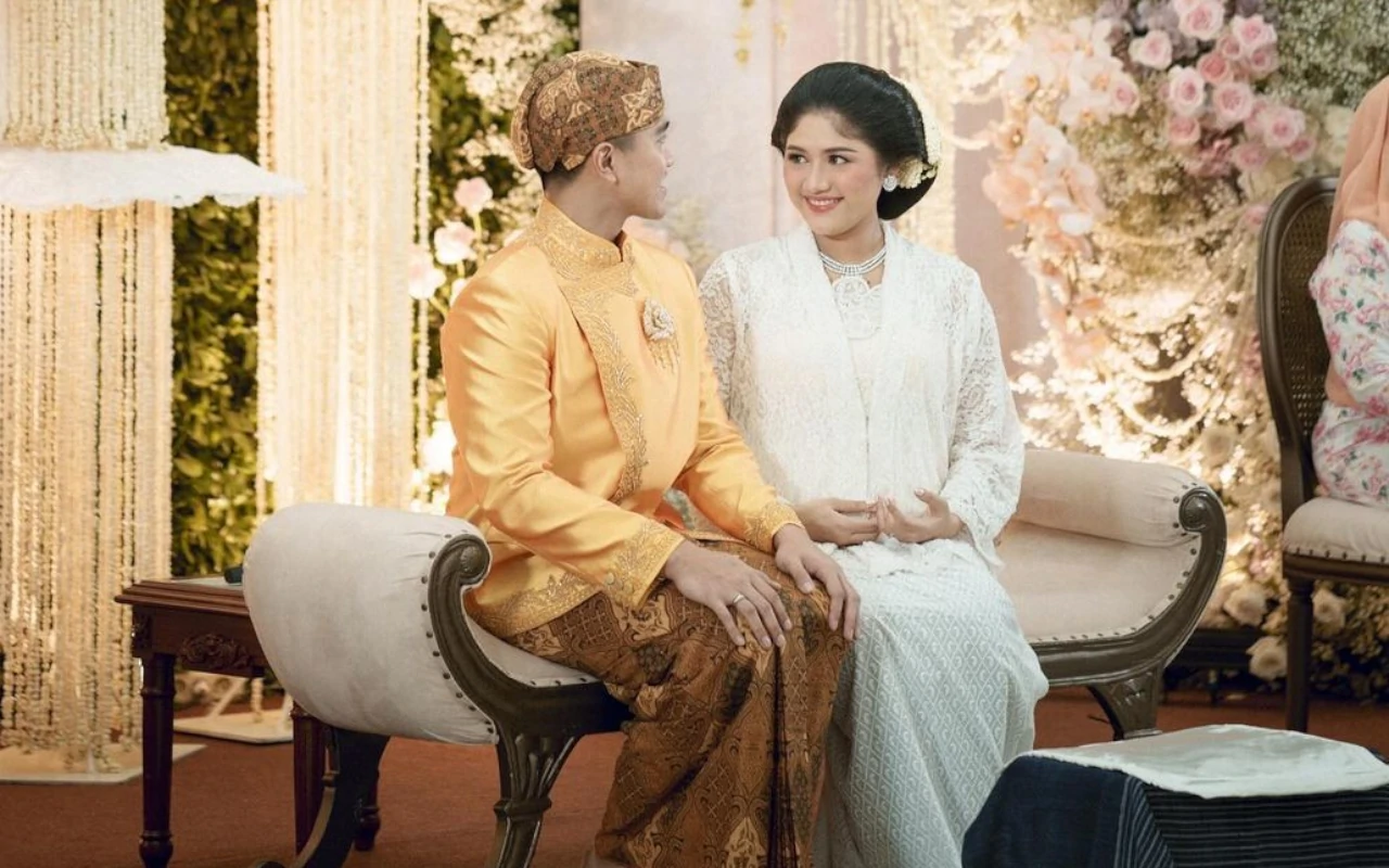 Putri Kaesang-Erina Gudono Pamer Pose Kiyowo Fotogenik di Momen Ulang Bulan Pertama