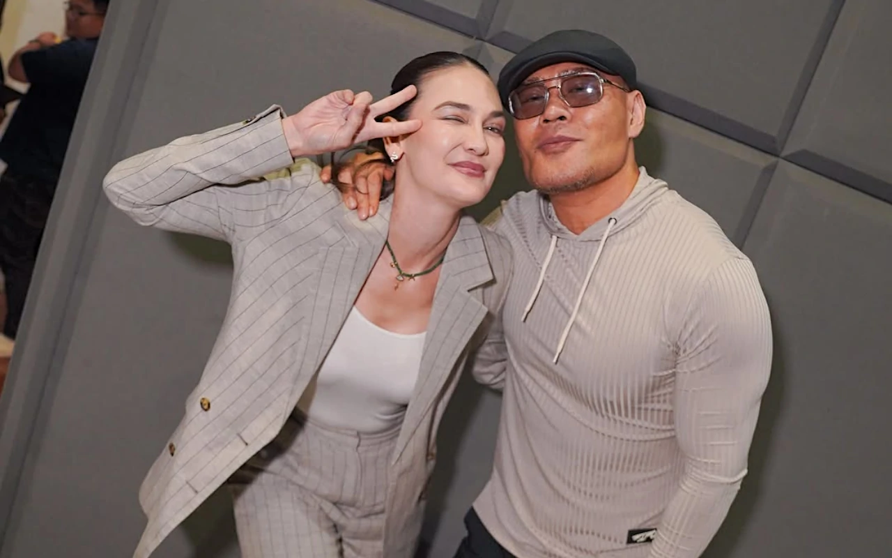 Luna Maya Spill Mantan Pacar Deddy Corbuzier Diduga Penyebab Saling Blokir