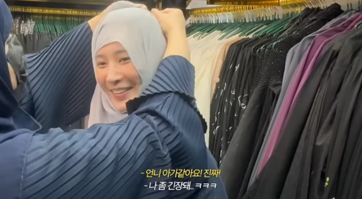 Yuri SNSD Akui Gugup saat Pakai Hijab di Arab meski Banyak Dipuji