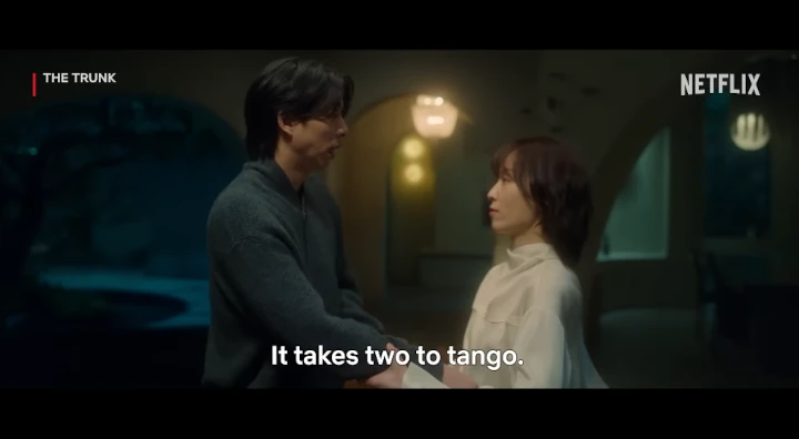 Aksi Gong Yoo Mendadak Cium Bibir Seo Hyun Jin di \'The Trunk\' Disambut Heboh
