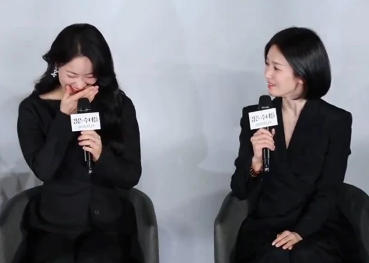 Jeon Yeo Bin Kena Omel Song Hye Kyo saat Prescon \'Dark Nuns\'