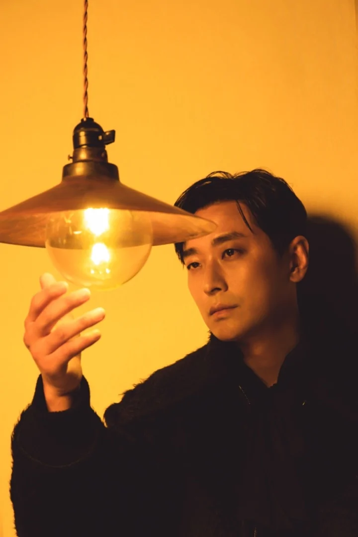 Ju Ji Hoon Ungkap Kesulitan Akting Jadi Ayah Lee Jung Eun di \'Light Shop\'