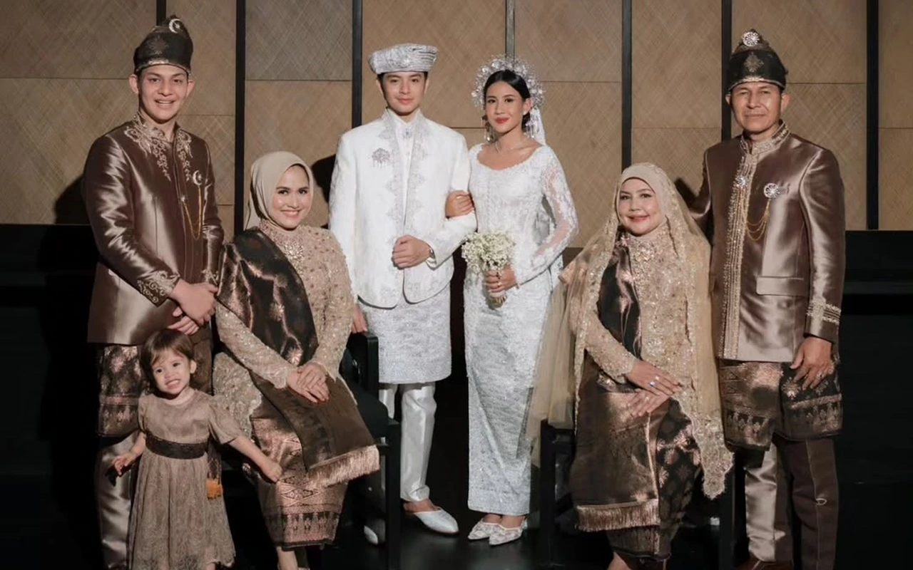 Kakak Tampan Shenina Cinnamon Disebut Soft Spoken Mirip Angga Yunanda