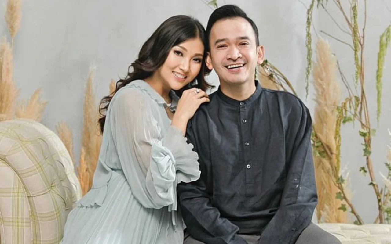 Sarwendah Mendadak Nangis saat Ditanya Sayang Ruben Onsu
