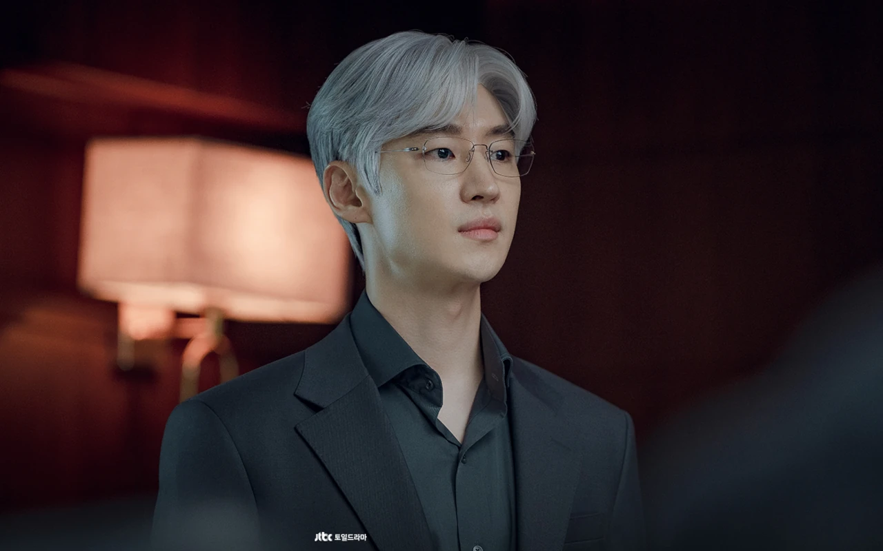 Drama Lee Je Hoon 'The Art of Negotiation' Tuai Beragam Kritikan