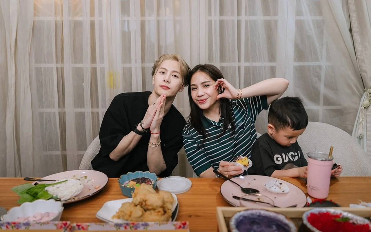 Wangi Tubuh Nagita Slavina Dinilai Jadi Alasan Jackson Wang Makin Nempel