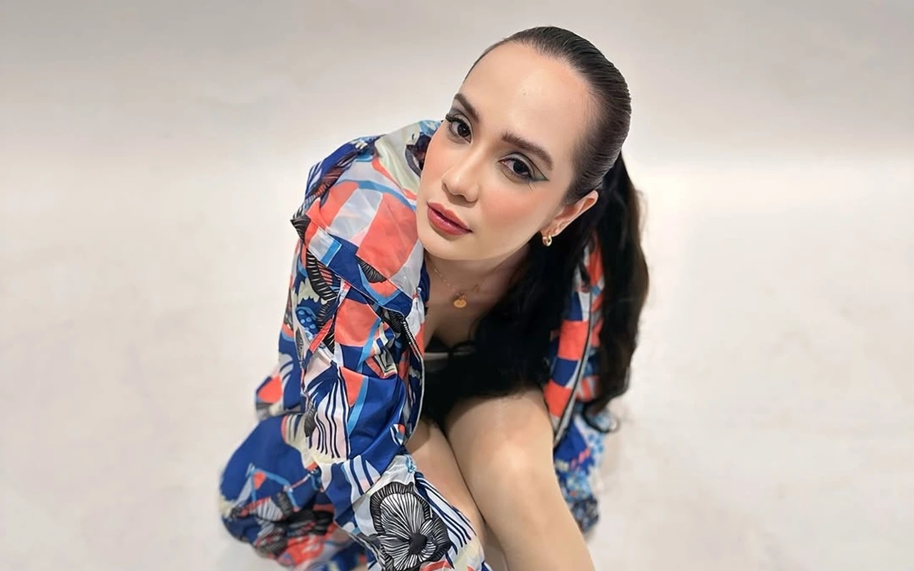 Putri Anne Pilih Pamer Video Estetik usai Dicibir Mirip Ani-Ani Gegara Pamer Foto Seksi saat Puasa