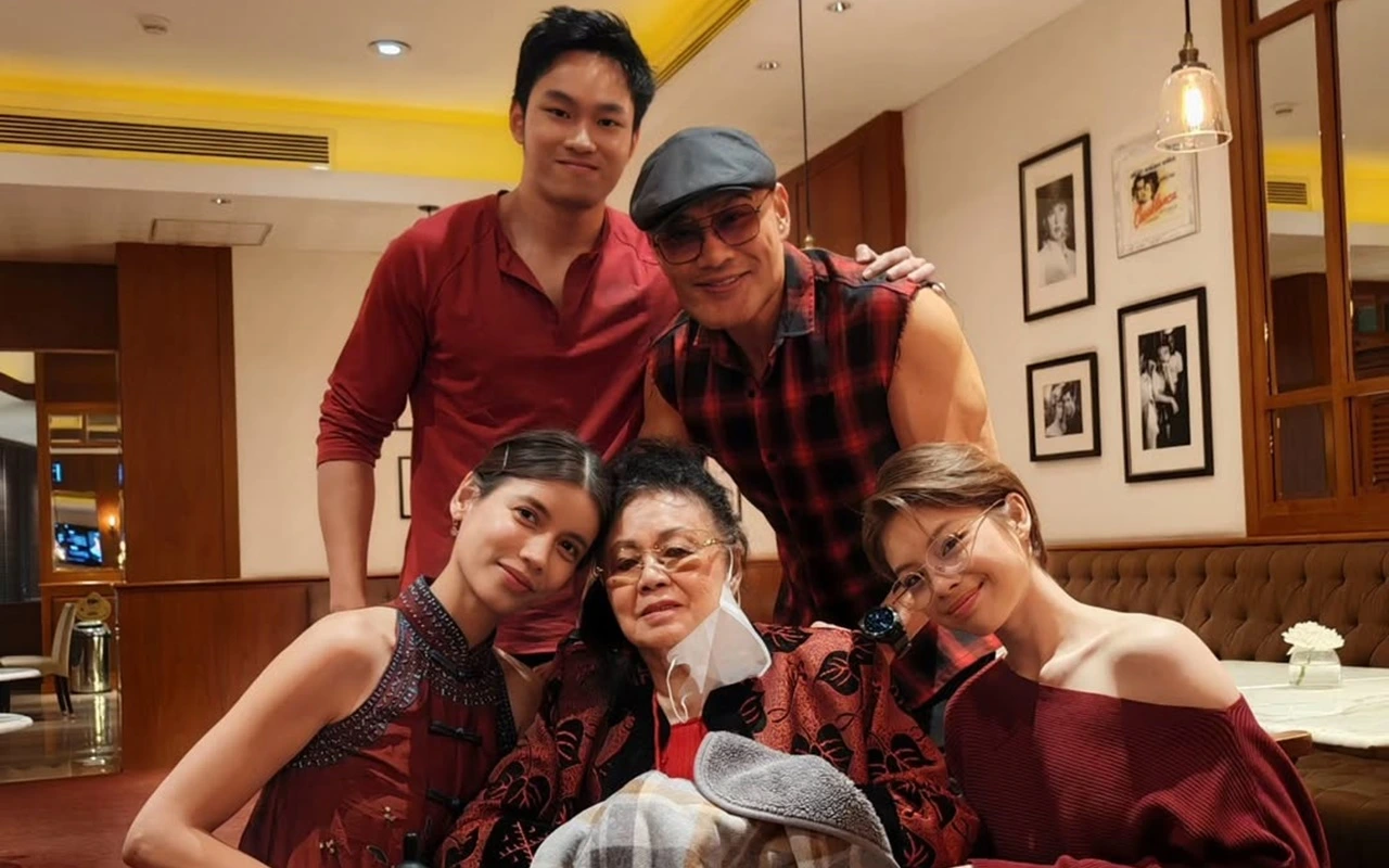 Deddy Corbuzier Curhat Nyesek soal Kondisi Ibu usai Kepala Bocor