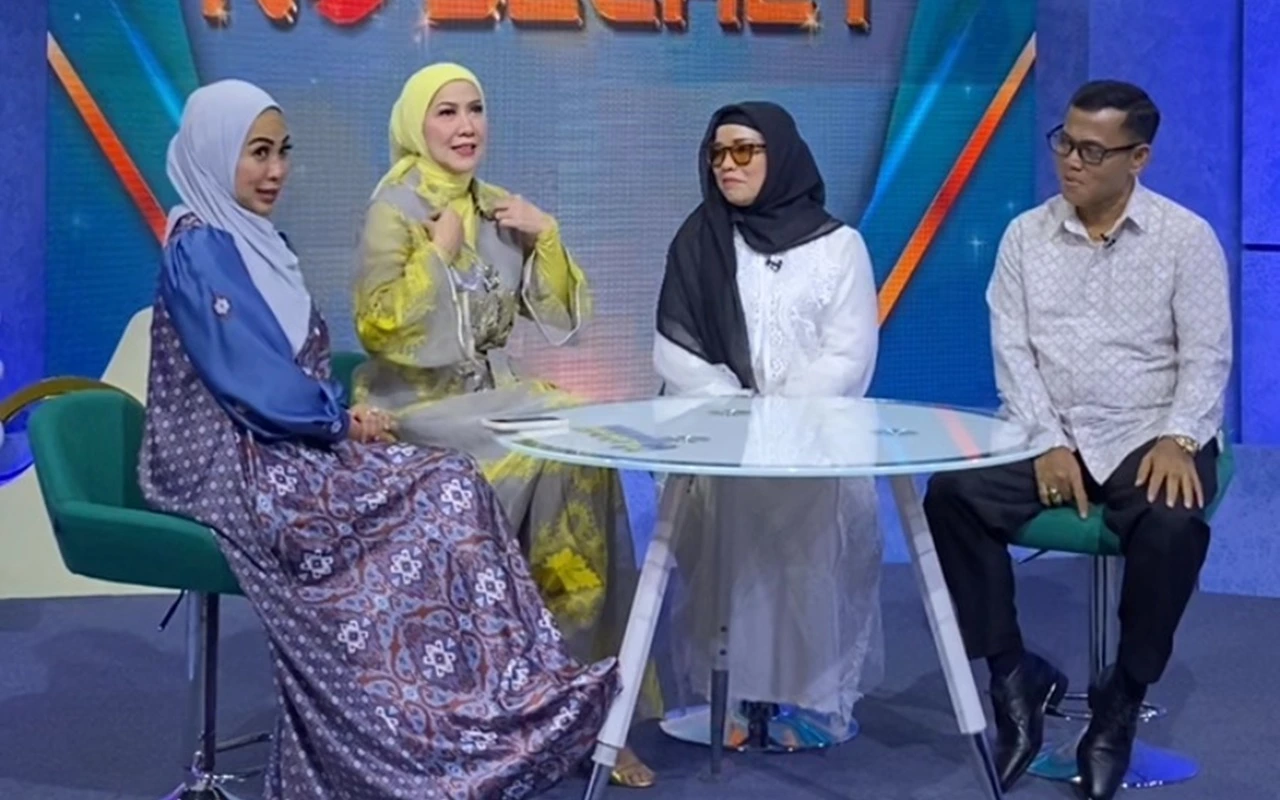 Adab Ibu Verrell Bramasta Bahas Tabiat Fuji An 'Calon Mantu' depan Haji Faisal Bikin Kagum