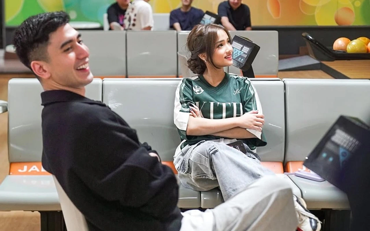 Reaksi Fuji An Uwu saat Verrell Bramasta Singgung 'One Sweet Day' di Video Main Golf