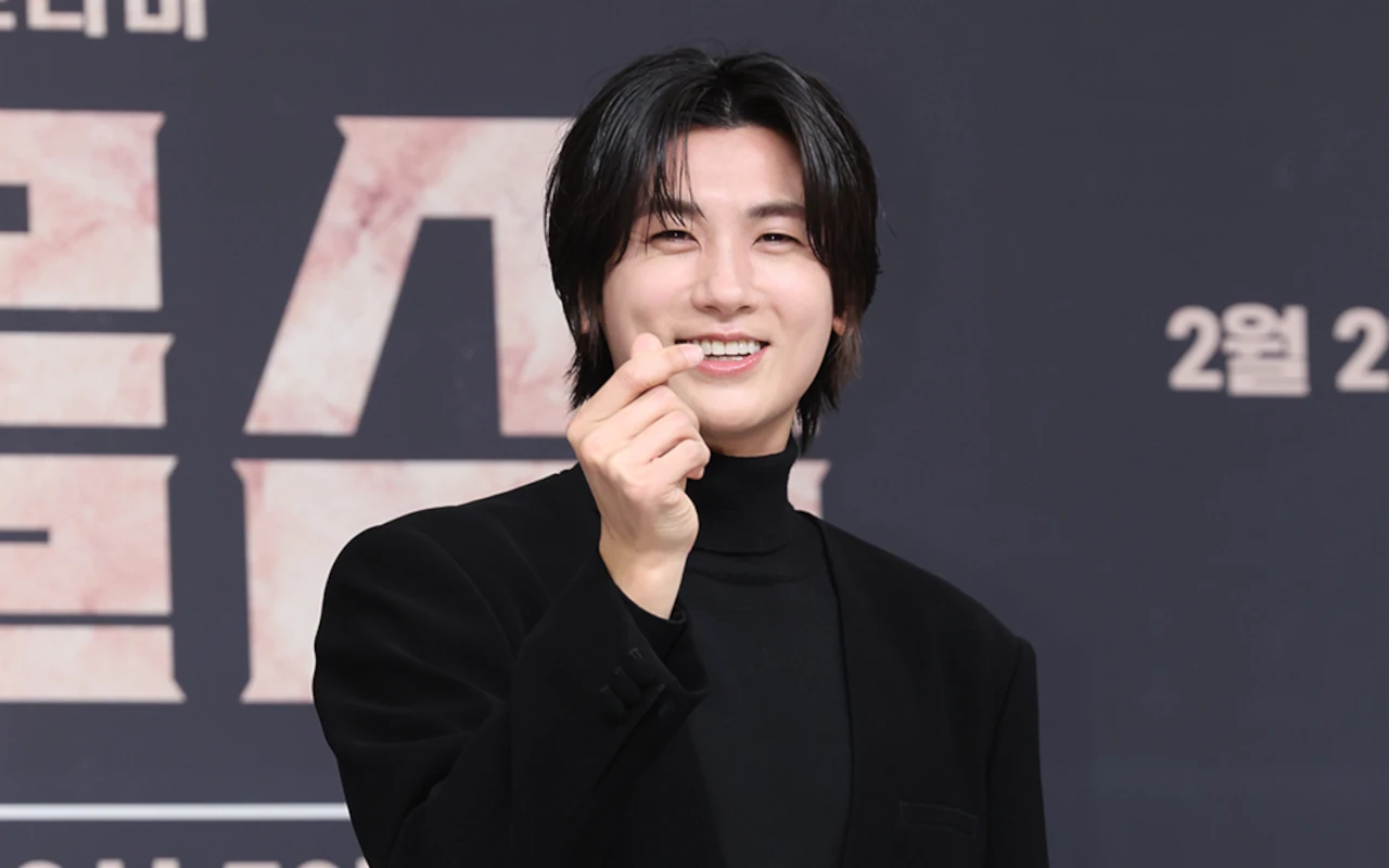 Park Hyung Sik Curhat Dimintai Foto Banyak Cowok Imbas Bintangi 'Buried Hearts'